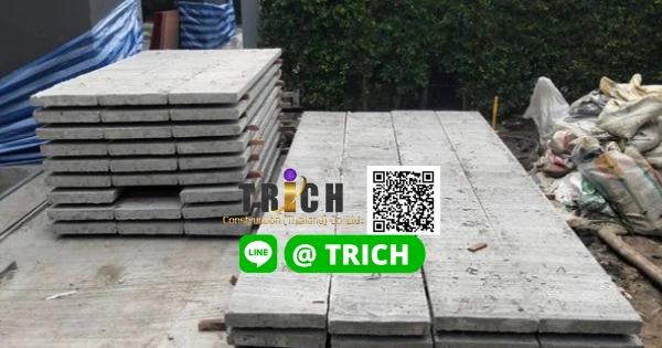 แผ่นพื้นสำเร็จรูปบางนา วางเรียงซ้อนเป็นกองบริเวณหน้างานบางนา–ตราด